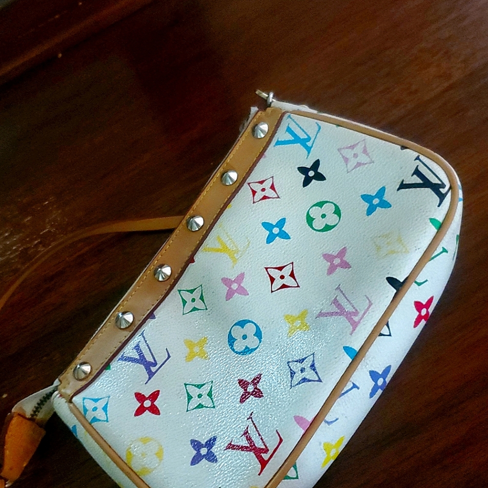 Louis vuitton white monogram bag